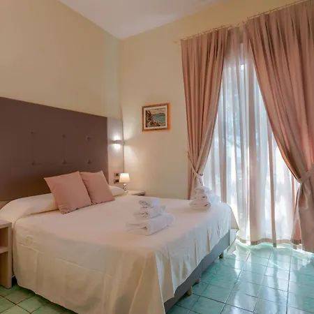 Degli Argentieri Hotel