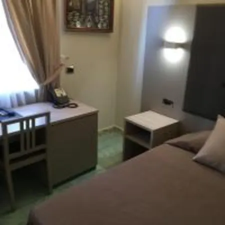 La Degli Argentieri מלון