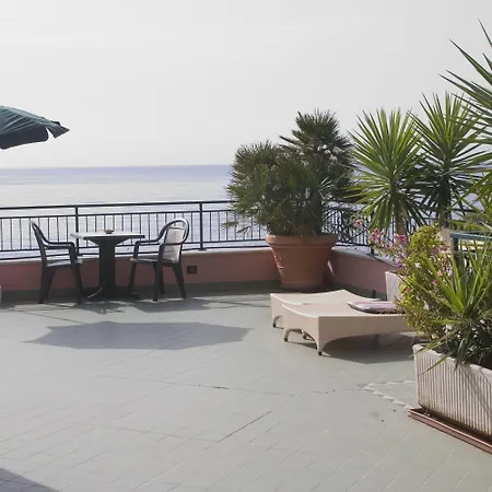 Degli Argentieri Hotel