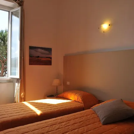 Degli Argentieri Hotel