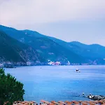 Отель La Degli Argentieri Монтероссо-аль-Маре