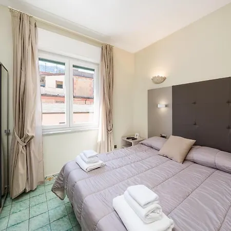 Degli Argentieri 3*