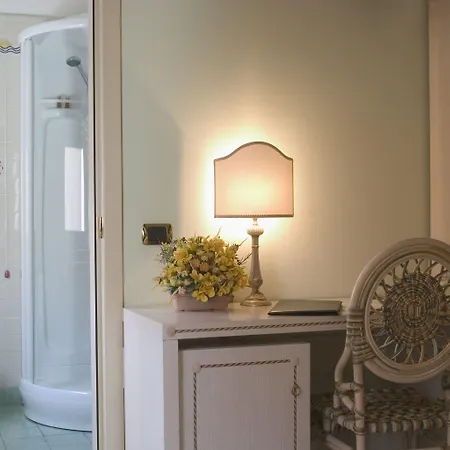 فندق Degli Argentieri 3*