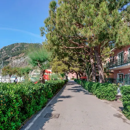 Degli Argentieri 3* מונטרוסו אל מארה