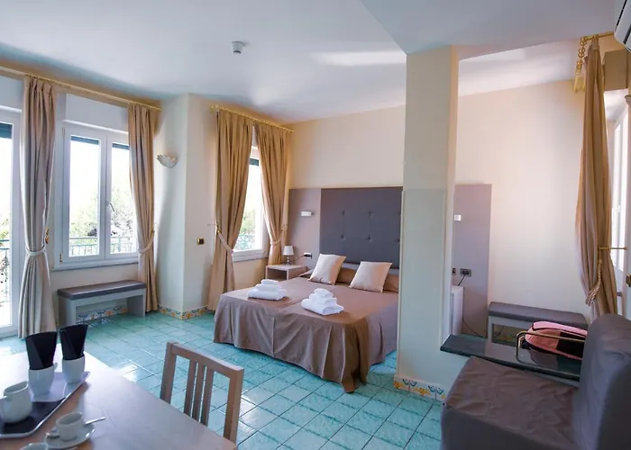 Hotel La Degli Argentieri 3*